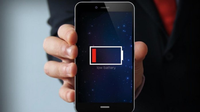 Hình 1: iPhone Low Battery